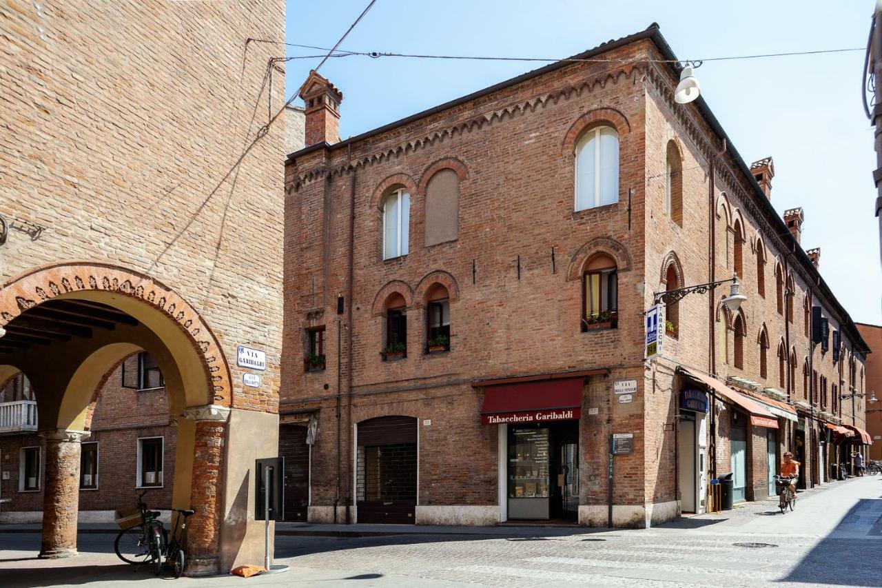 Ferrara Mercato Fancy Studio ภายนอก รูปภาพ